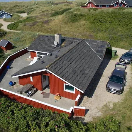 Ve397-vejers-strand-bjaergevej-1 *